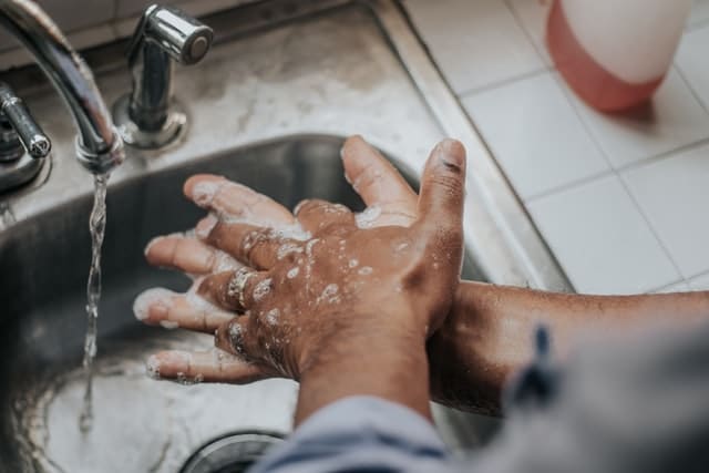 How can EMDR therapy help with OCD?
